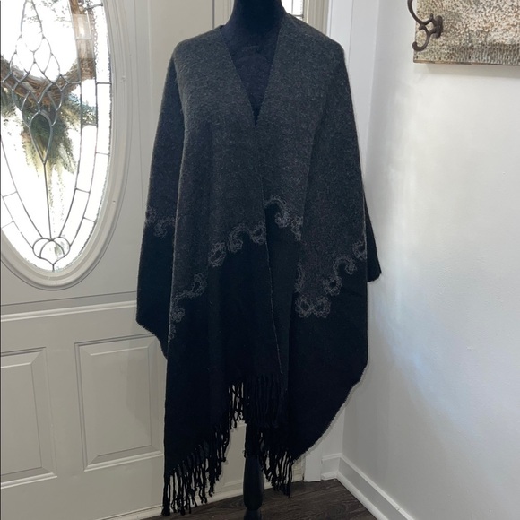 None Jackets & Blazers - Women’s Reversible Black and Gray Fringe Poncho / Shawl Wrap